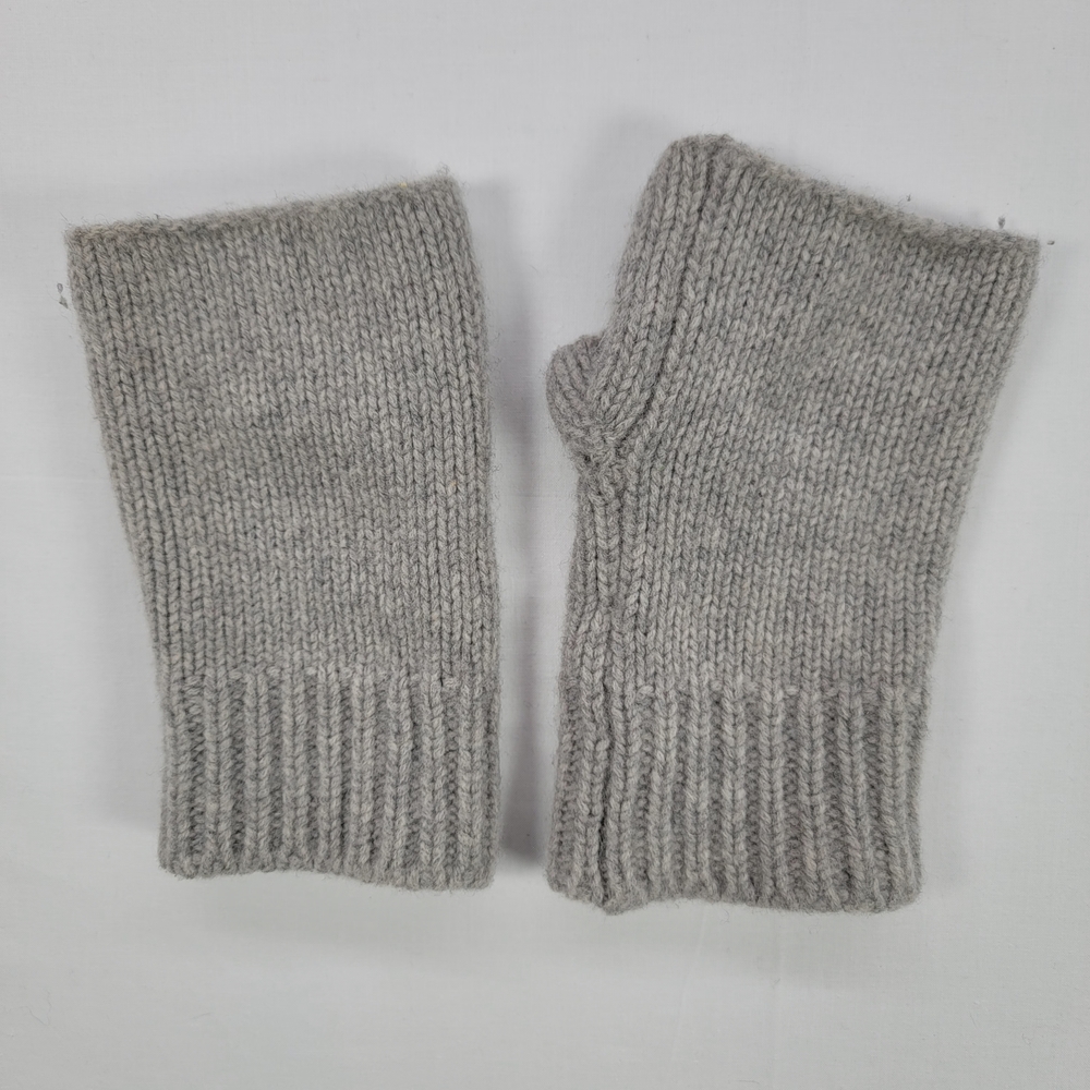 MJ.Watson Cashmere Finger Knit Gloves Mittens - Picture 4 of 5